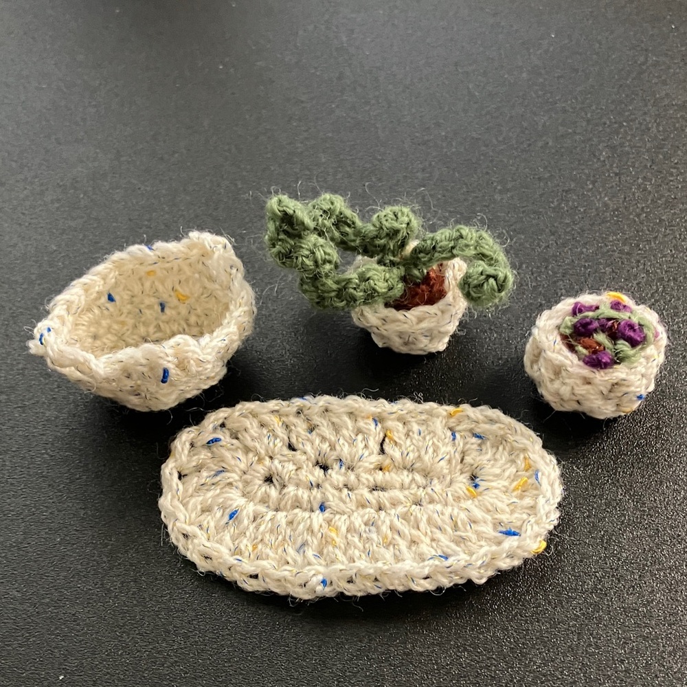 Dollhouse Miniatures 1:12